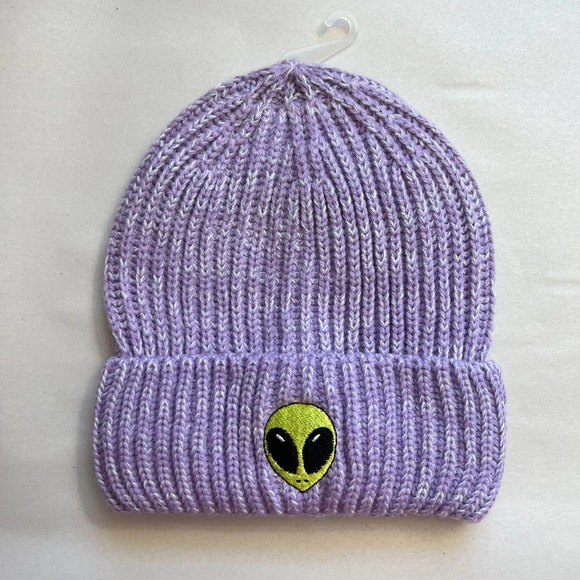 Urban Outfitters Accessories - Urban Outfitters Embroidered Alien Beanie Hat